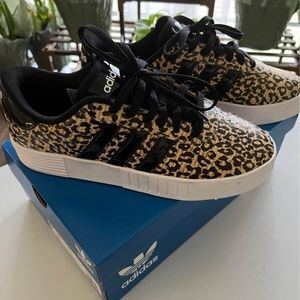 New Women’s Adidas Cheetah Print Sneakers size 8.5